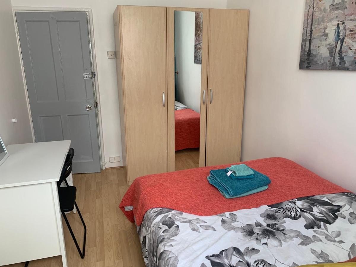 Stunning 3 Bedroom Flat In Stockwell Лондон Экстерьер фото